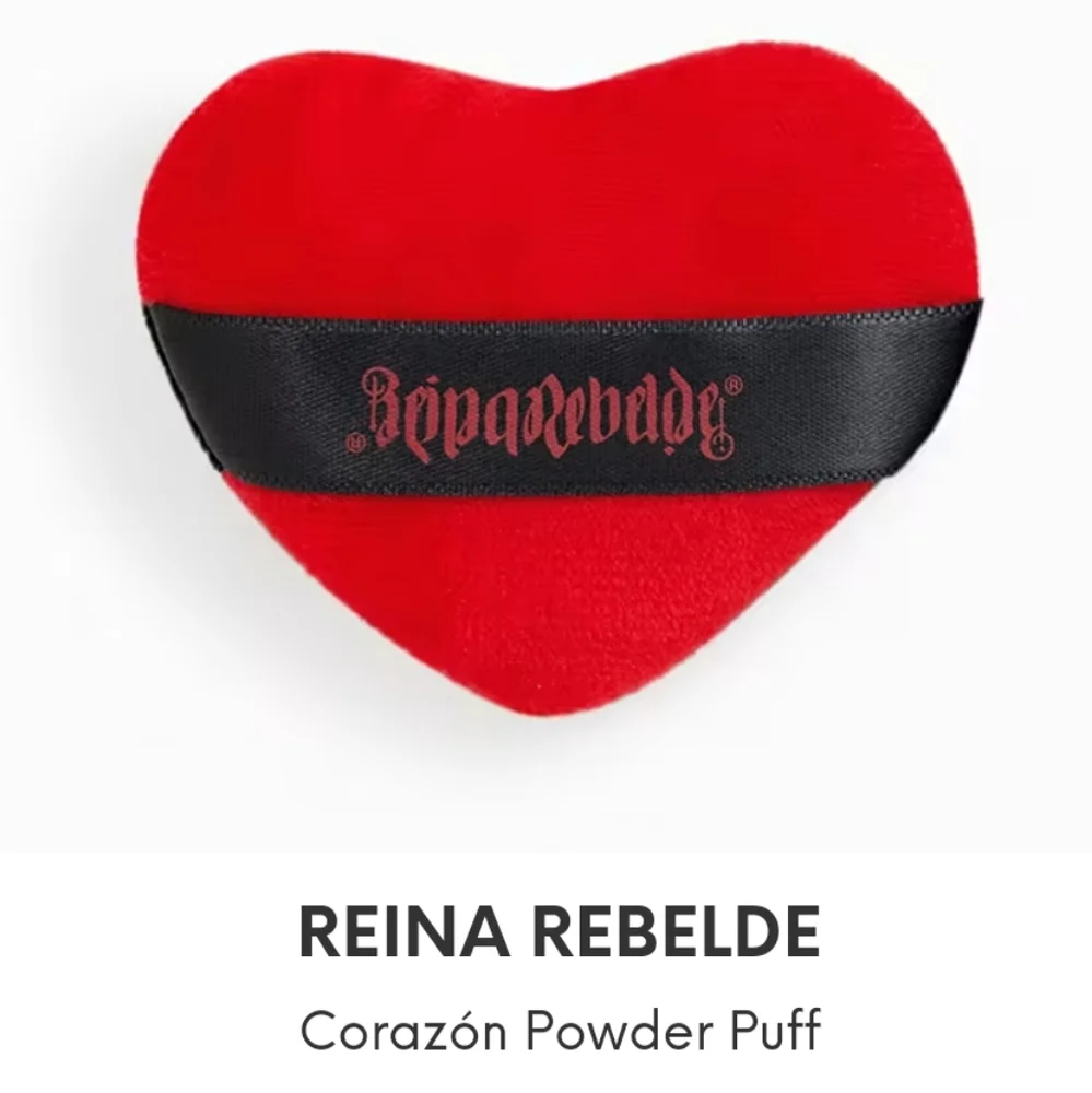 🤩REINA REBELDE Corazón Powder Puff